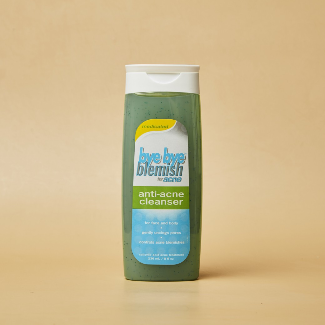 BYE BYE BLEIMISH- Anti Acne Cleanser-236 ML